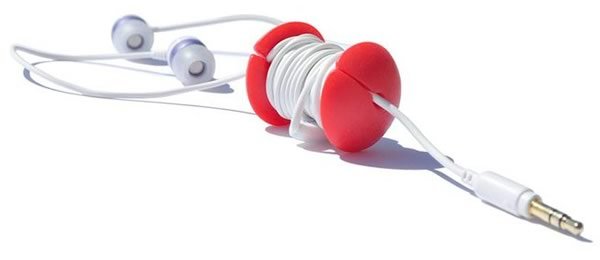 Foto 0 en  - Applecore, un coraz�n de manzana para organizar los cables de tu iPod