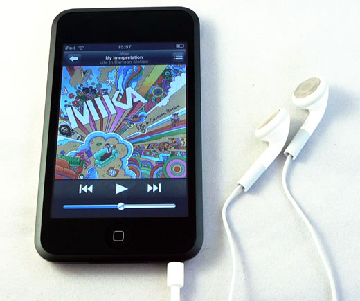 iPod touch con auriculares