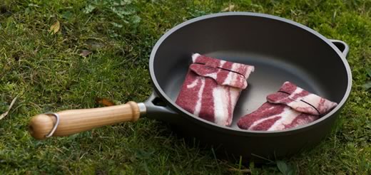 Una funda que disfraza a tu iPhone o iPod de bacon