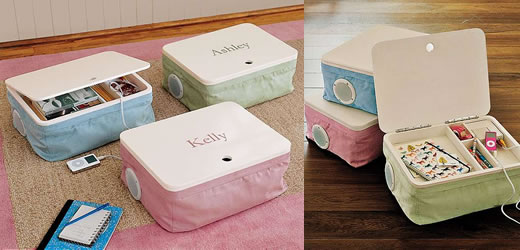 Escritorio portátil con altavoces para tu iPod de PB teen