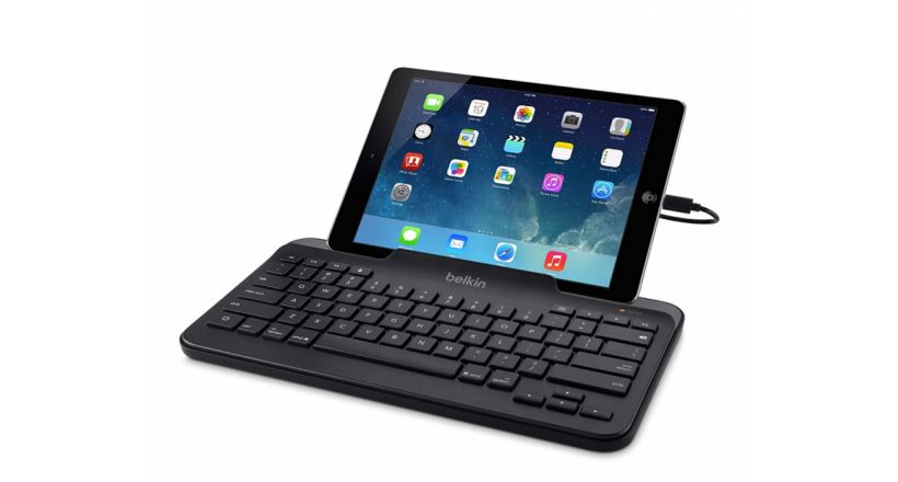Wired Tablet Keybord w/Stand for iPad Belikin