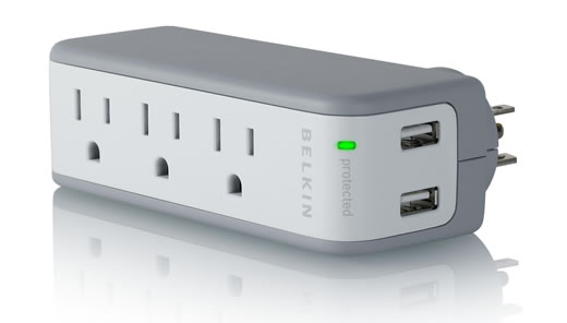 Estabilizador de corriente con conexiones USB para cargar tu iPod de Belkin